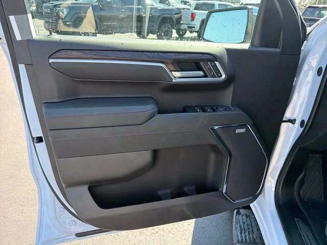 New 2026 Glacier White Tricoat GMC SLT image 12