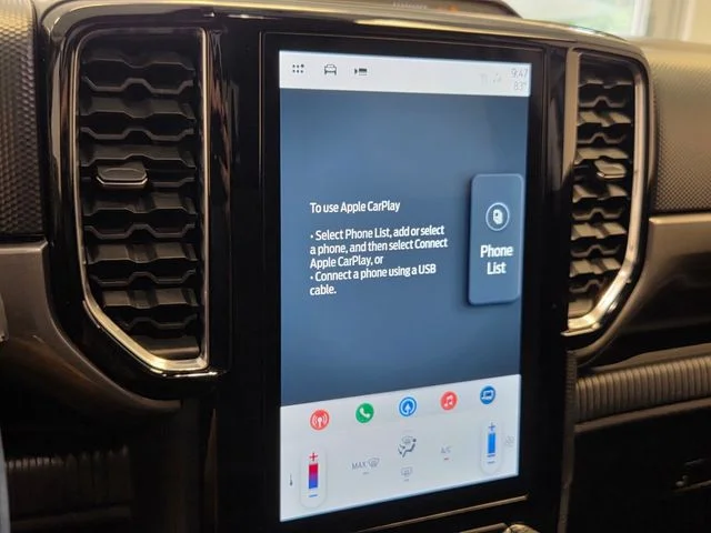 Used 2025 Gray Ford XLT image 19