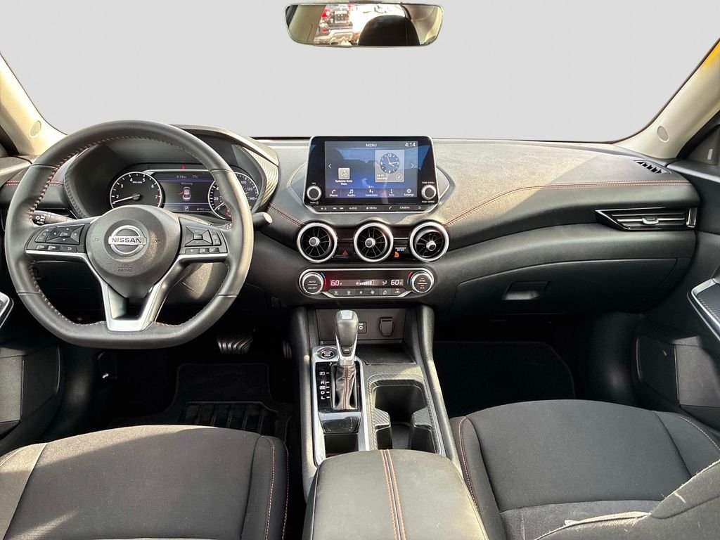 Used 2023 White Nissan SR image 16