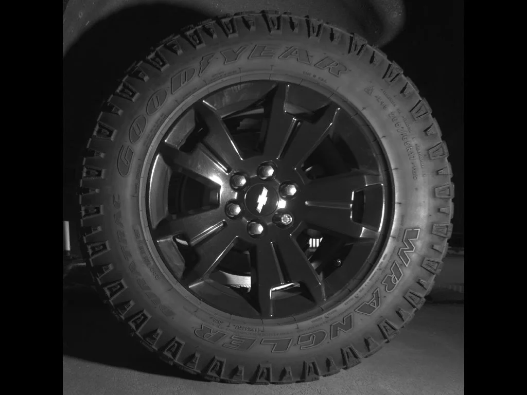 Used 2017 Black Chevrolet Z71 image 11
