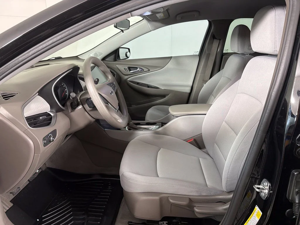 Used 2020 Black Chevrolet LS image 15