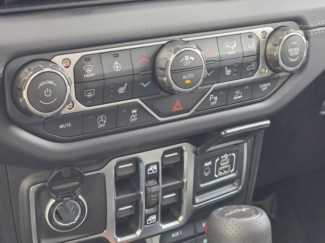 New 2026 Reign Exterior Paint Jeep Mojave X image 36