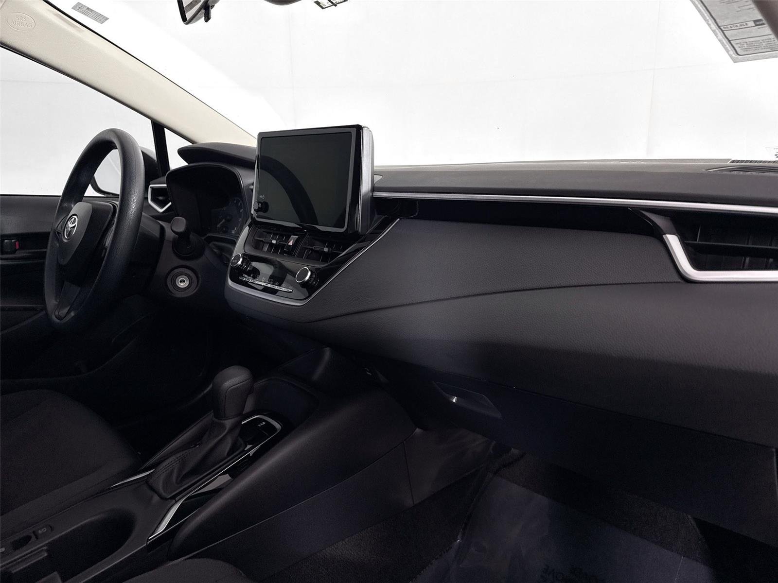 Used 2024 Ice Cap Toyota LE image 39