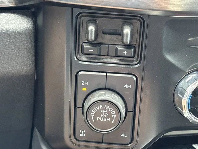 Used 2024 White Ford Lariat image 38