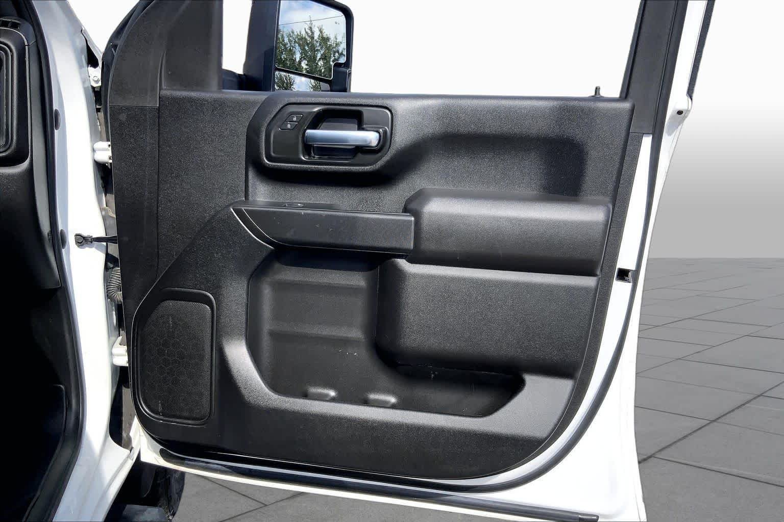 Used 2024 Summit White Chevrolet Custom image 22