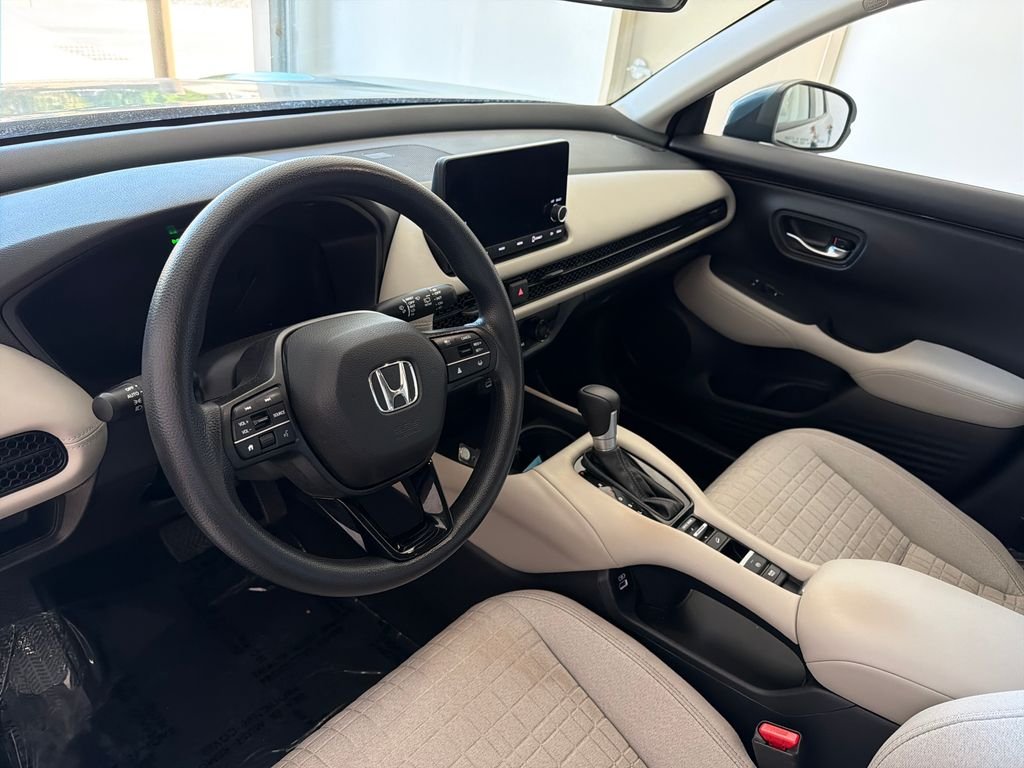 Used 2023  Honda LX image 16