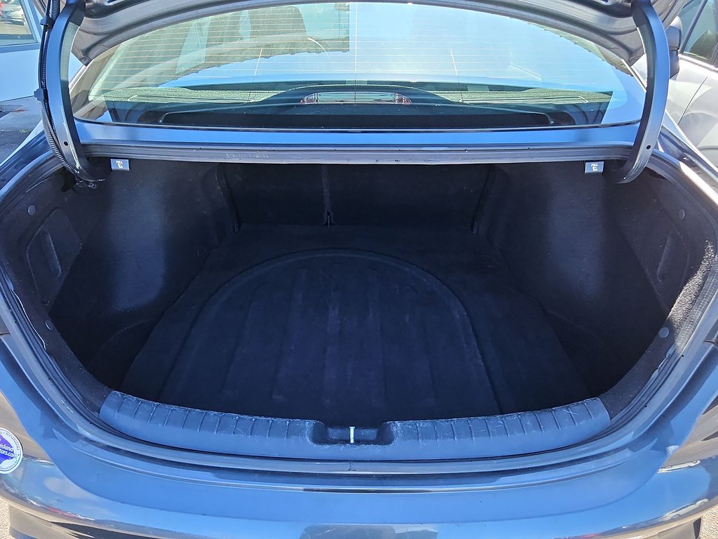 Used 2023 Gravity Gray Kia LXS image 28