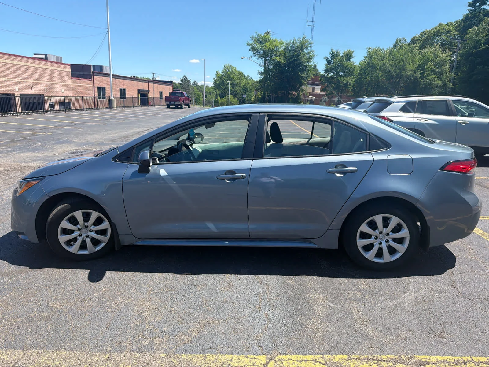 Used 2023 Celestite Toyota LE image 6