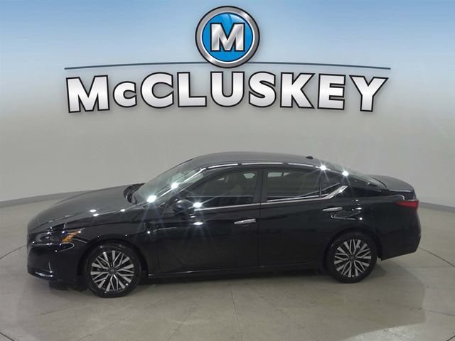 2025 Nissan Altima SV - Photo 31