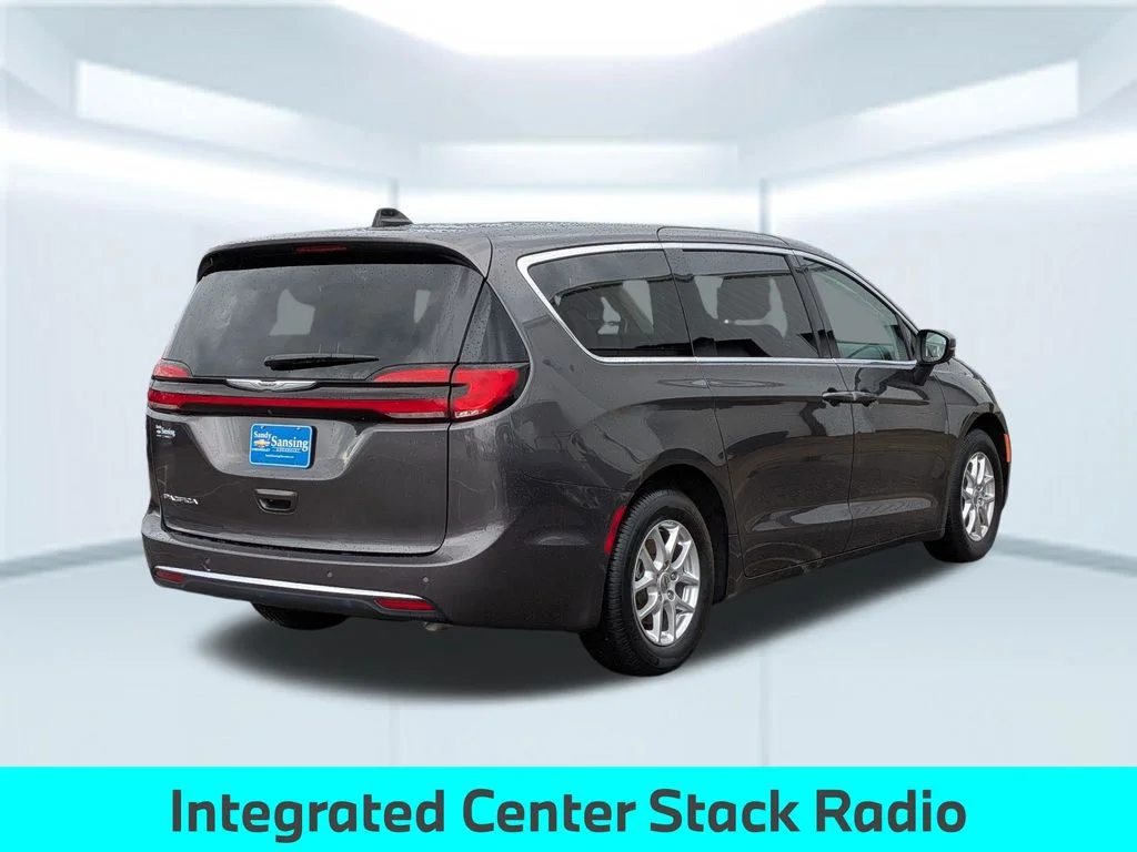 Used 2023 Gray Chrysler Touring L image 6
