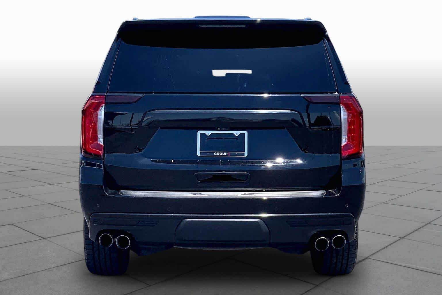 Used 2021 Onyx Black GMC Denali image 5