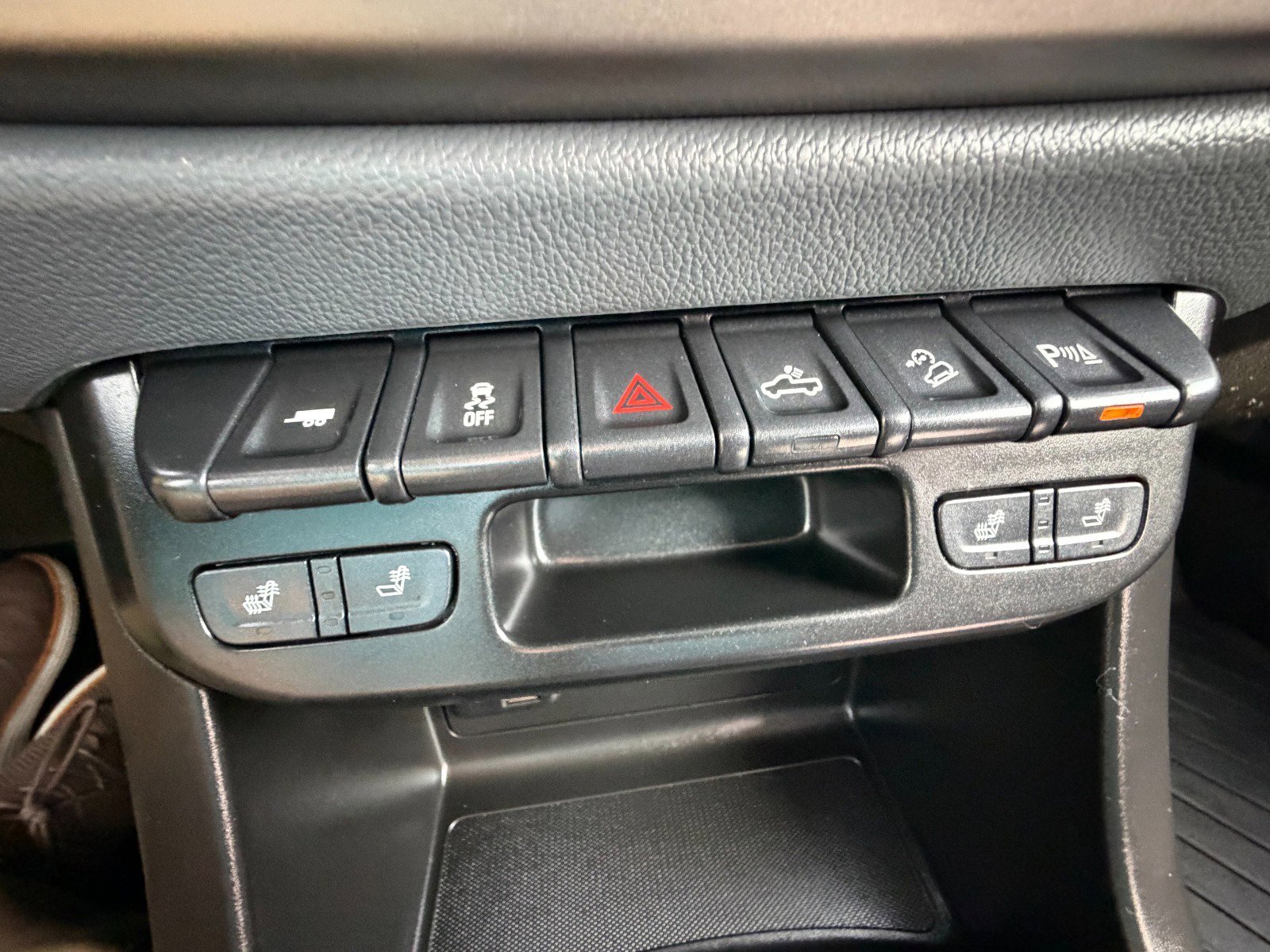 2022 Chevrolet Colorado Z71 - Photo 21
