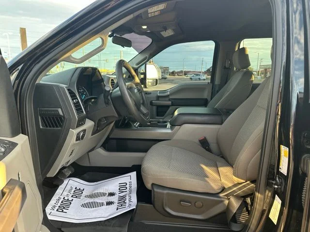 Used 2020 Black Metallic Ford XLT image 6