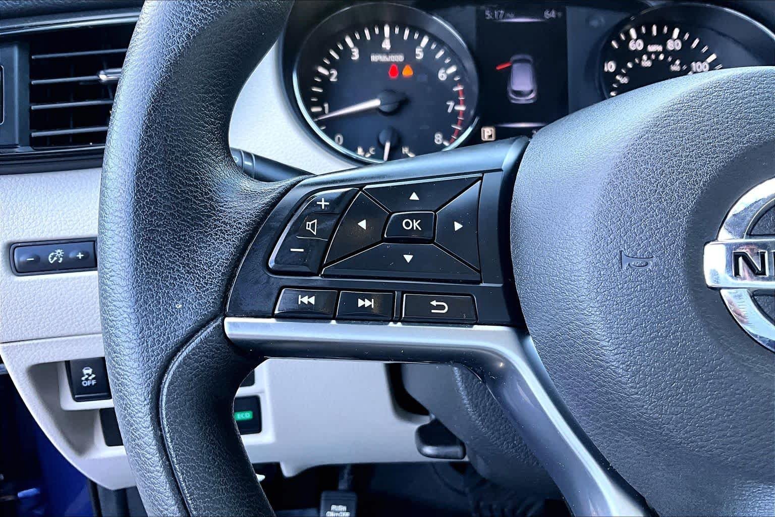 Used 2018 Caspian Blue Nissan SV image 22