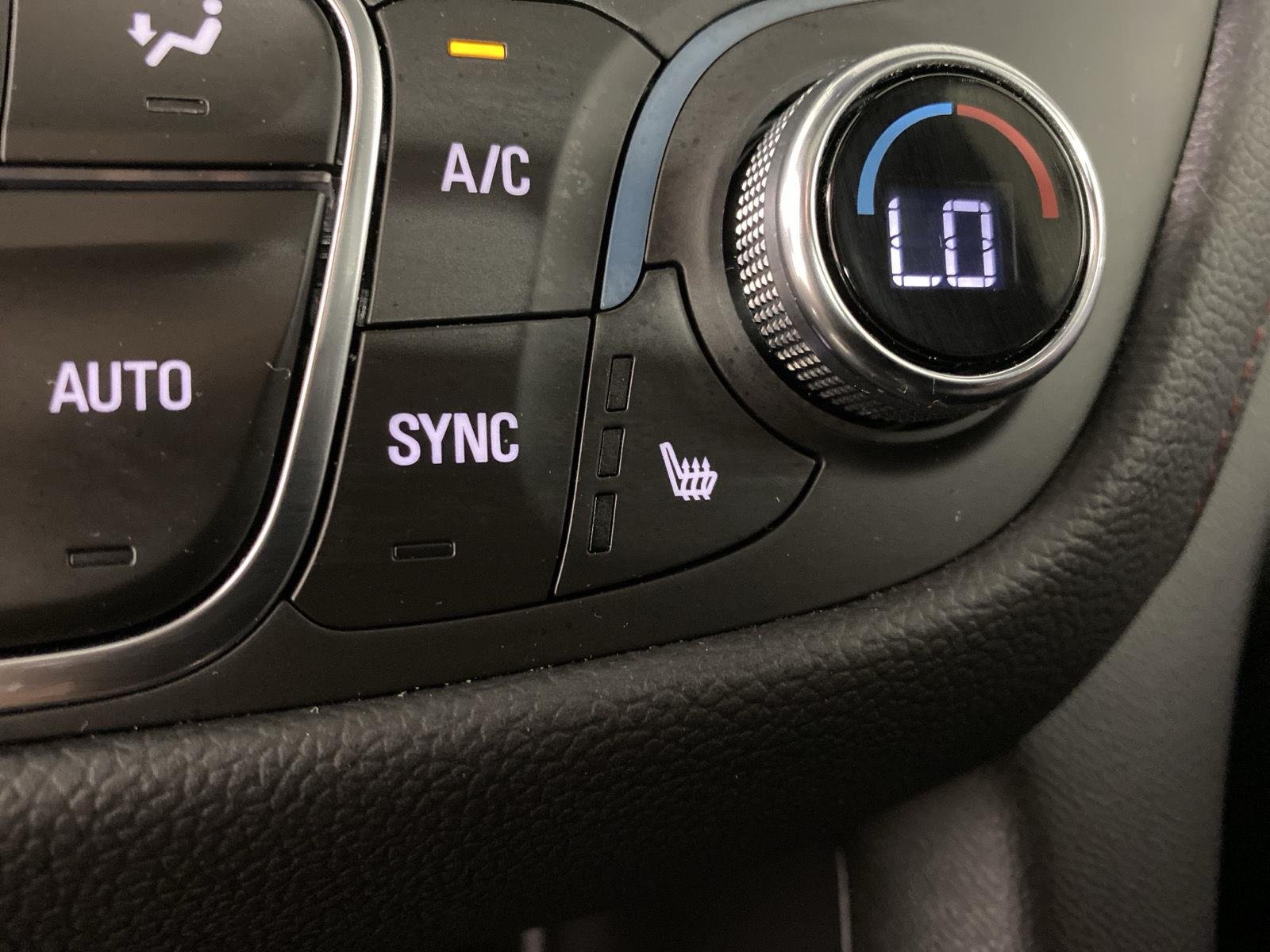 Used 2024  Chevrolet  image 20