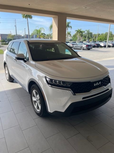 Used 2023 White Kia LX image 6