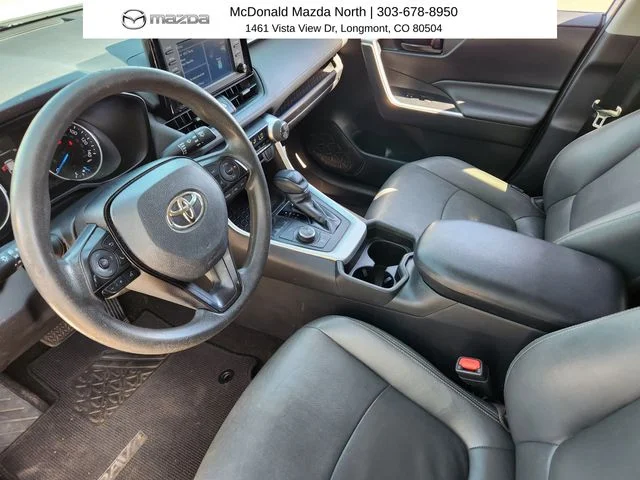 Used 2019 White Toyota LE image 7