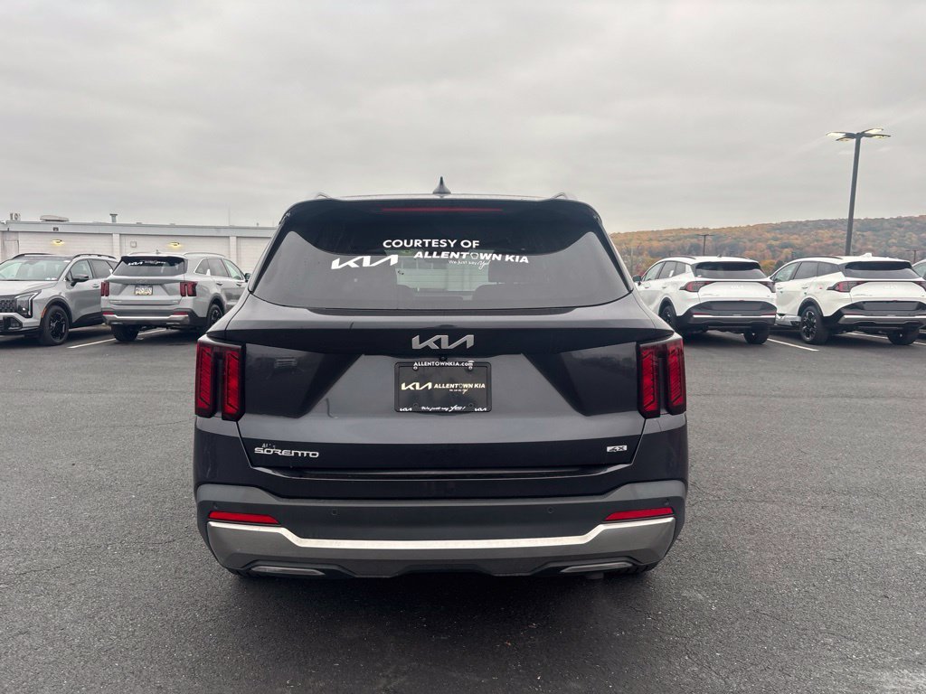 2025 Kia Sorento EX SUV Slide 3