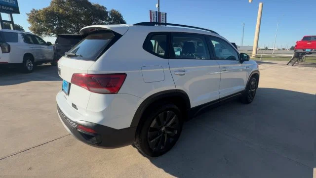 2024 Volkswagen Taos S - Photo 8