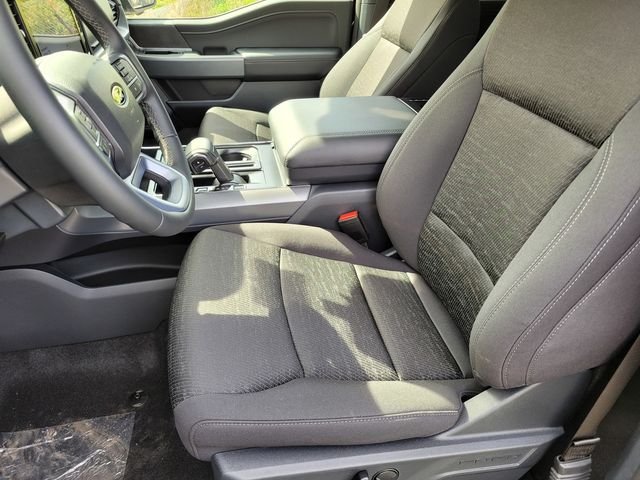 New 2026 Antimatter Blue Metallic Ford XLT image 40