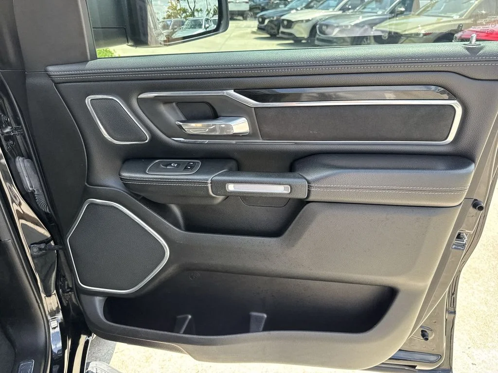 Used 2022 Diamond Black Ram Laramie image 43