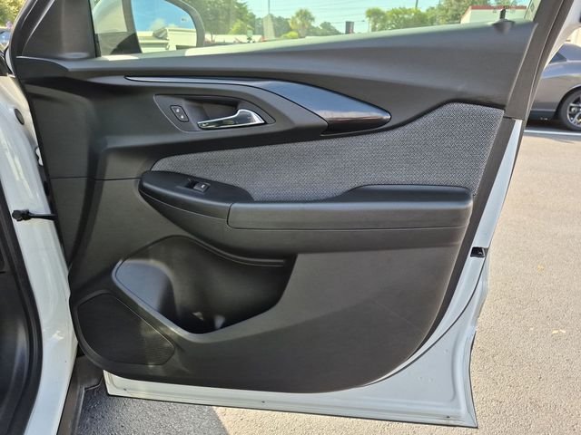 Used 2021 White Chevrolet LT image 31
