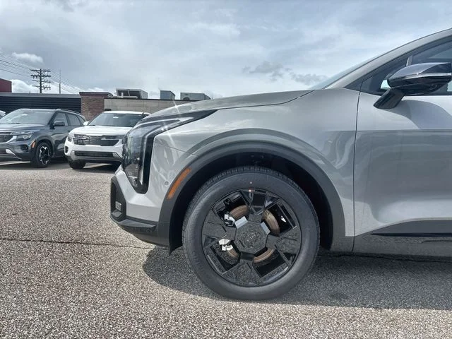 New 2026 Wolf Gray Kia X-Line image 21
