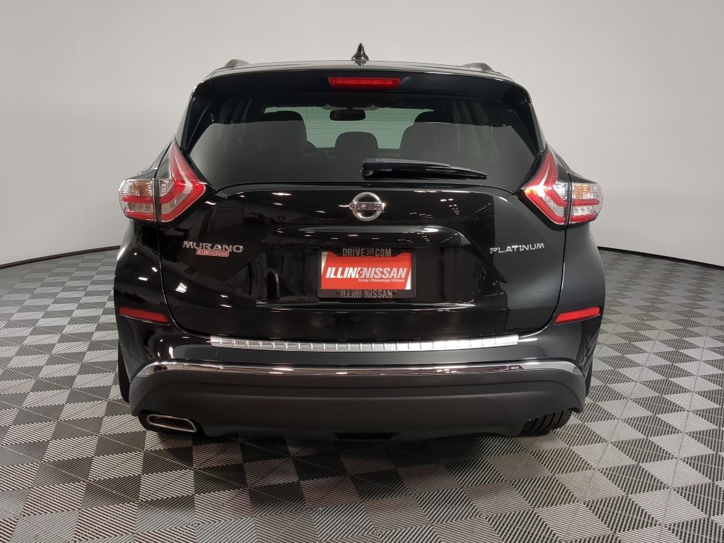 Used 2017 Magnetic Black Metallic Nissan Platinum image 8