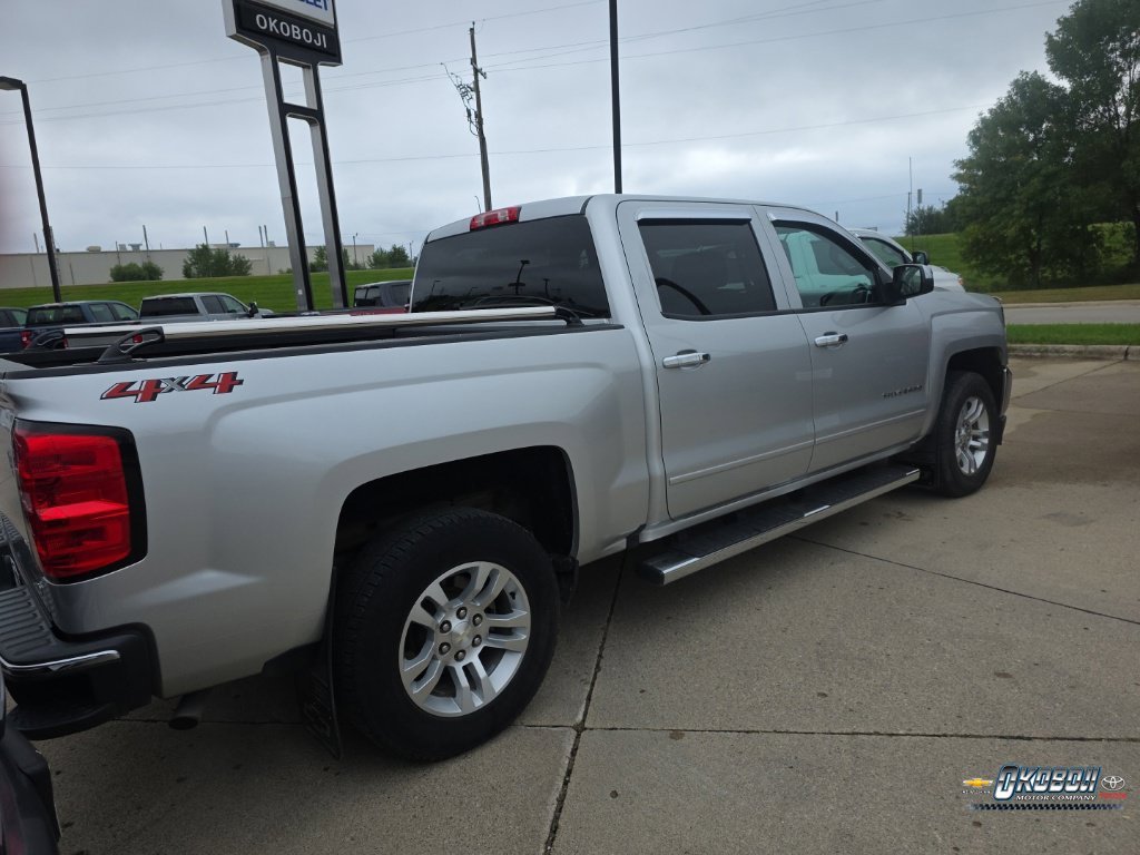 Used 2018 Silver Chevrolet LT image 8