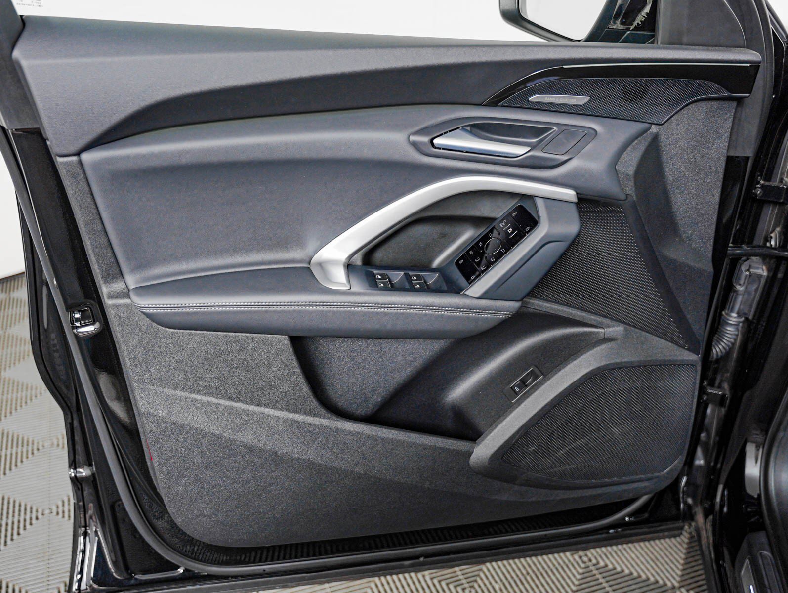 Used 2025 Mythos Black Metallic Audi Premium Plus image 23