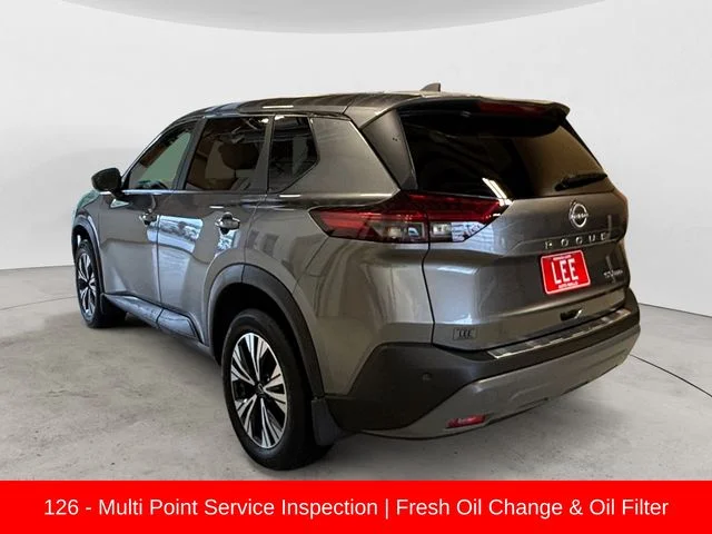 Used 2023 Gray Nissan SV image 3