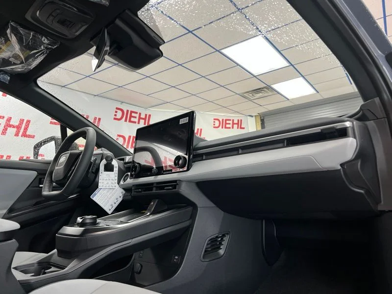 New 2026 HARBOR MIST GRAY PEARL Subaru Premium image 17