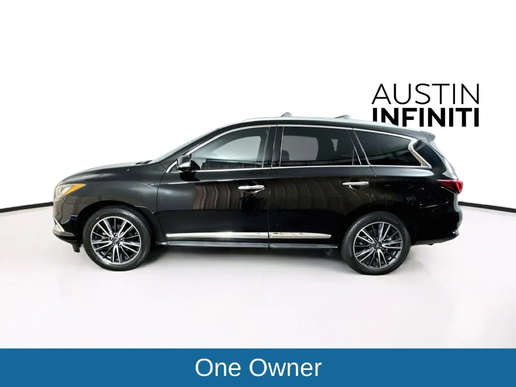 Used 2018 Black INFINITI  image 4
