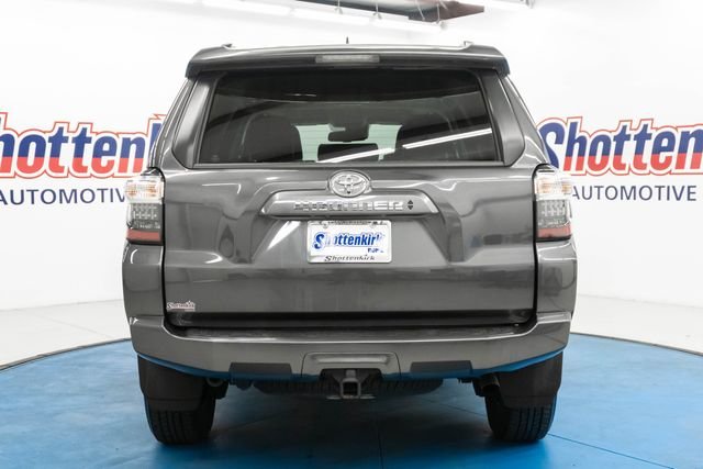 Used 2023 Gray Toyota SR5 Premium image 6