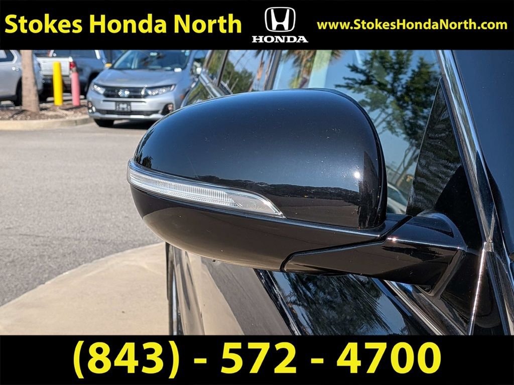 Used 2018 Black Kia LX image 14