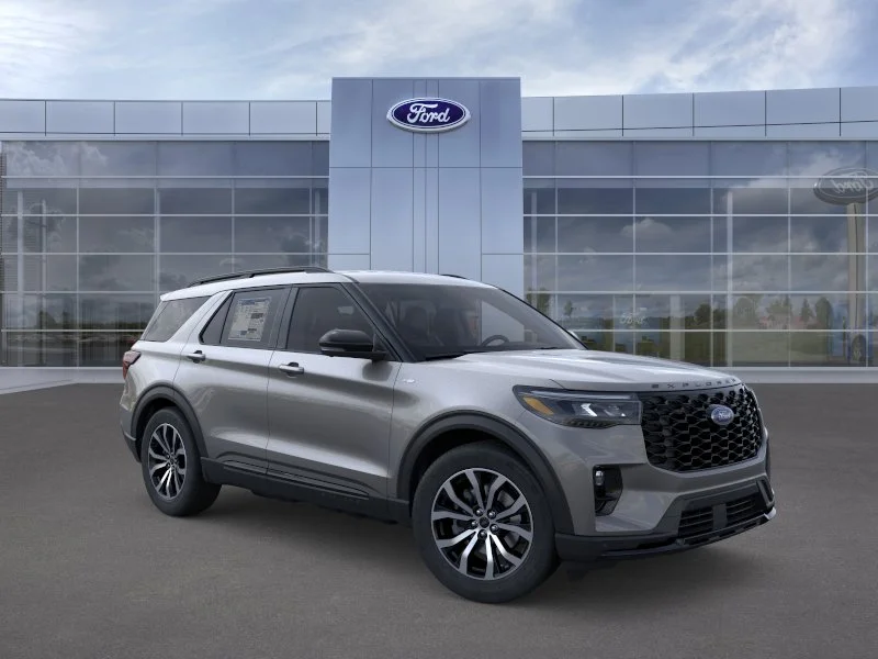 New 2026 Carbonized Gray Metallic Ford ST-Line image 7