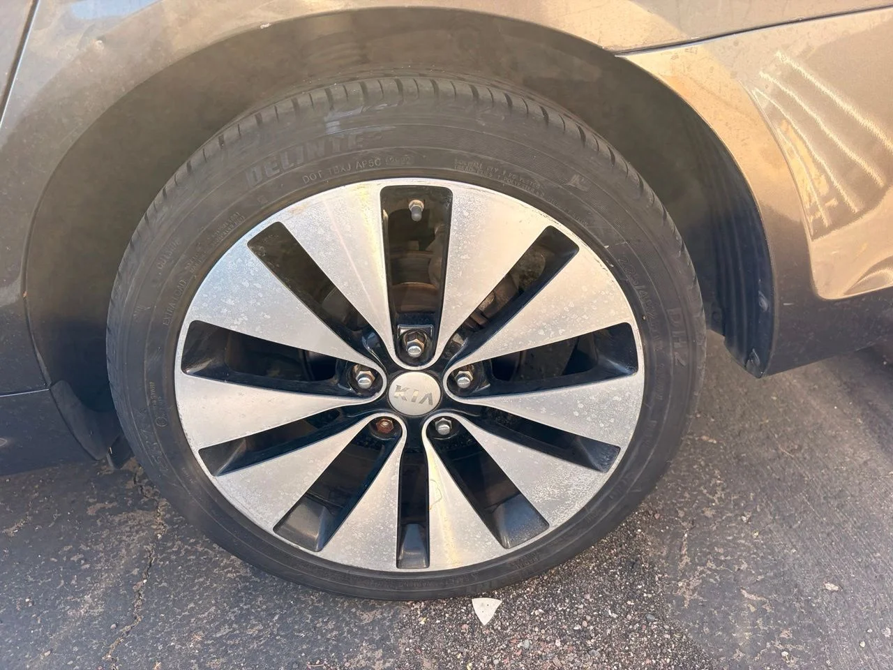 Used 2010 Metal Bronze Kia LX image 6