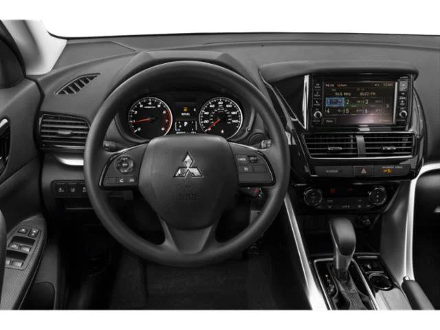 Used 2022  Mitsubishi ES image 7