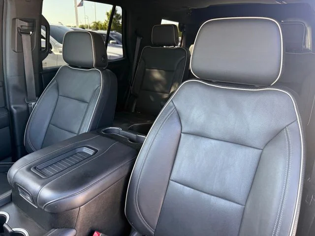 Used 2021 Black Chevrolet Premier image 10