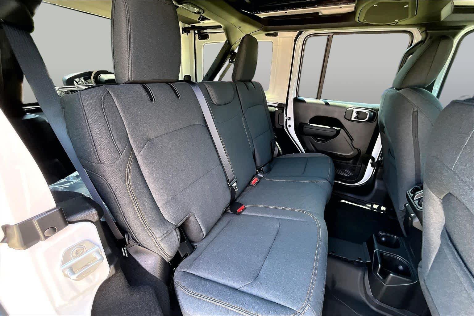 New 2026 Bright White Clearcoat Jeep Sport S image 22