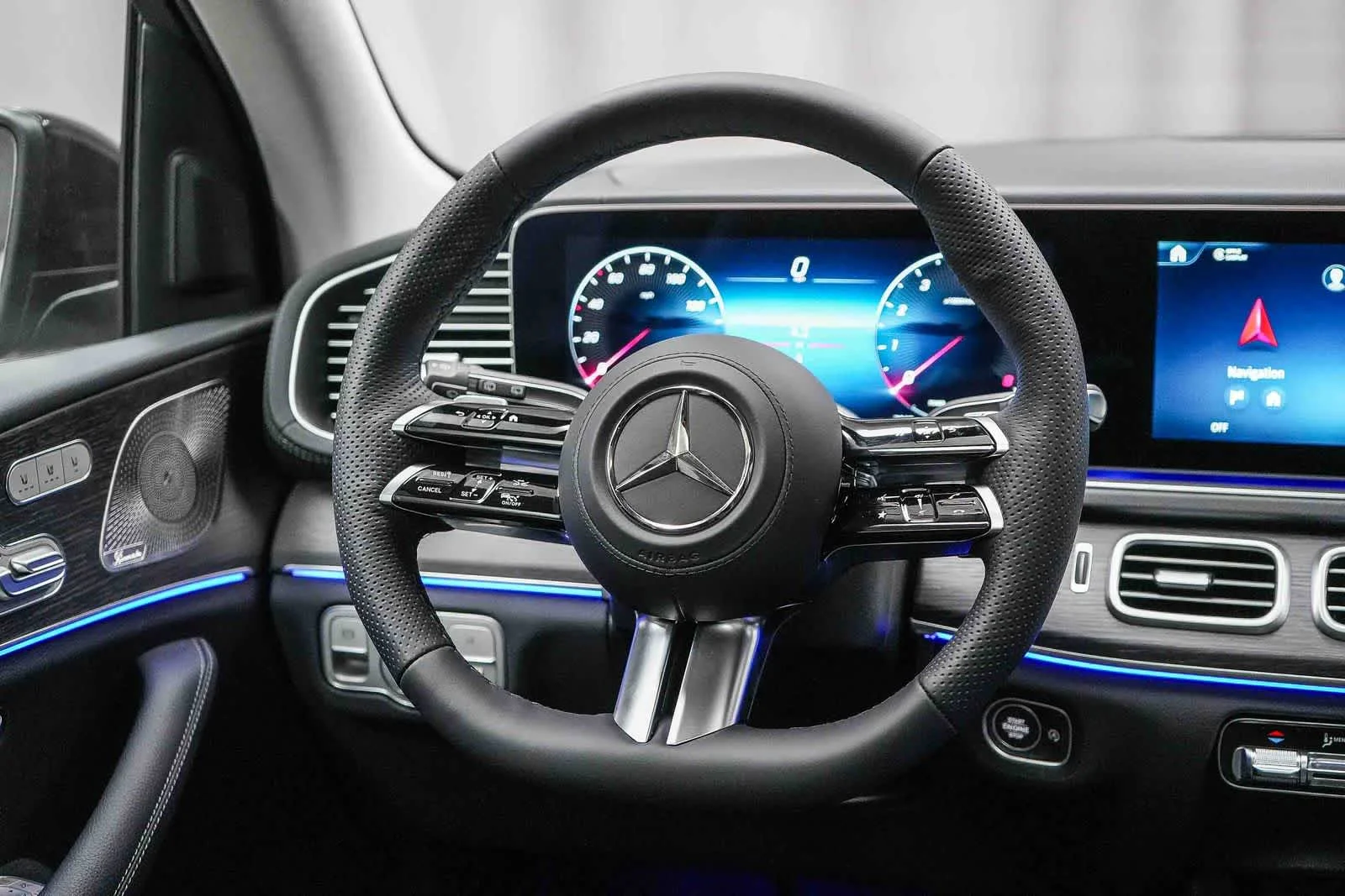 New 2026 MANUFAKTUR Alpine Grey Mercedes-Benz GLS 450 image 60