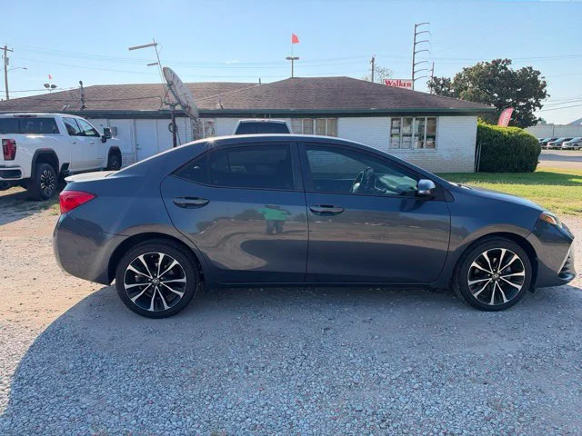 Used 2019 Gray Toyota SE image 15