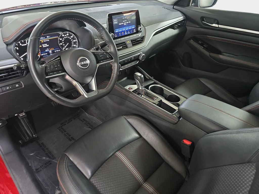 Used 2023 Scarlet Ember Tintcoat Nissan 2.5 SR image 19