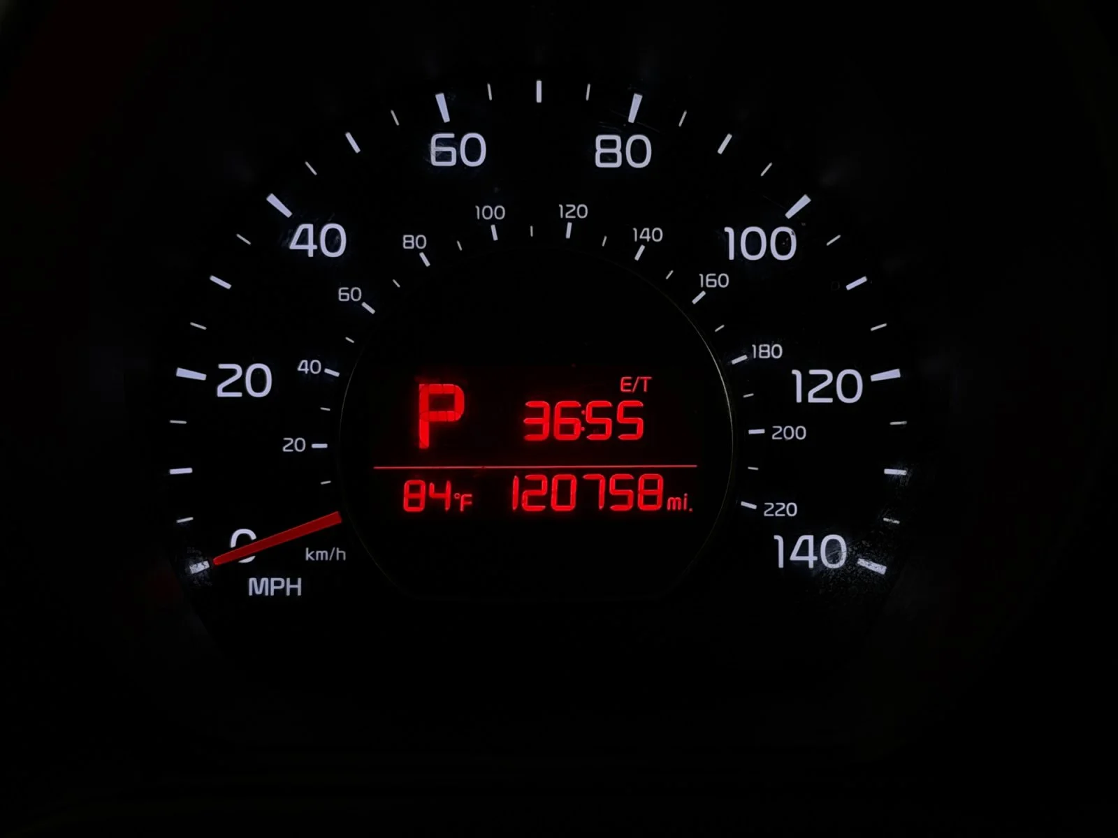 Used 2017 Clear White Kia  image 2