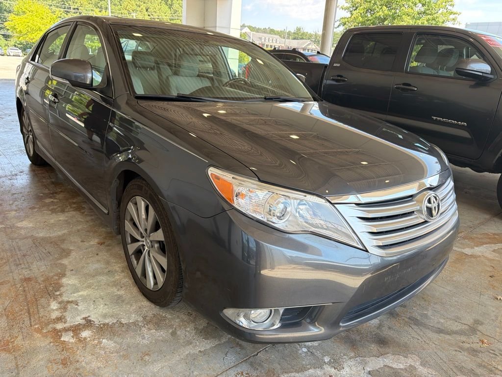 Used 2011 Gray Toyota Limited image 4