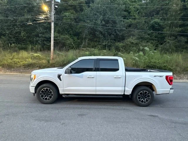 Used 2022 White Ford XLT image 5