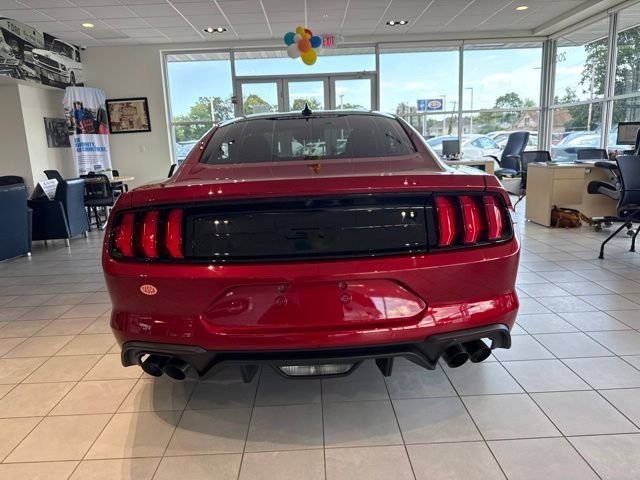 Used 2021 Red Ford GT image 4