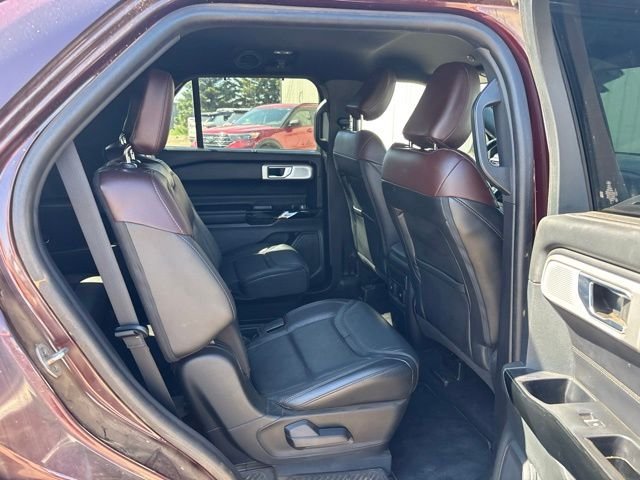 Used 2022 Red Ford Platinum image 12