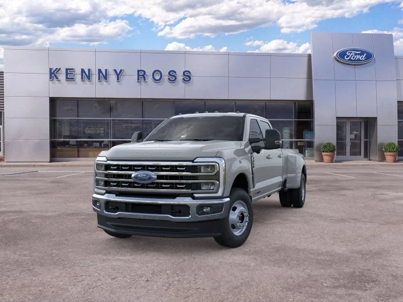 New 2026 Avalanche Ford XLT image 3