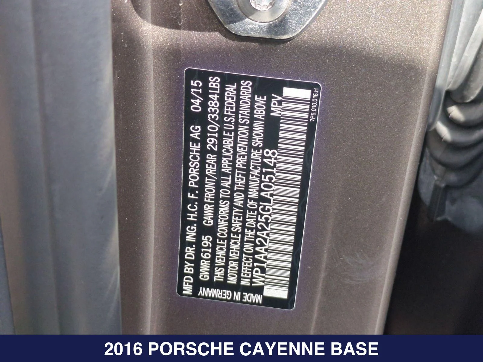 Used 2016 Brown Porsche Base image 27